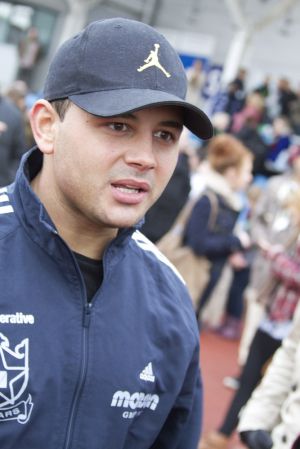 Gavin Blyth Memorial Cup Feb 19 2011 Ryan Thomas image 6 sm.jpg